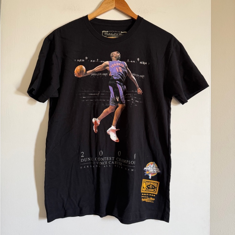 Mitchell & Ness Black Vintage 2000 Dunk Contest Vince Carter Tee size Medium EUC